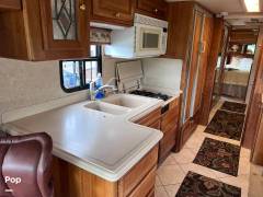 2001 Foretravel Motorcoach Foretravel U320, $ 43,500