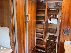 2001 Foretravel Motorcoach Foretravel U320, $ 43,500