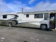 2001 Foretravel Motorcoach Foretravel U320, $ 43,500