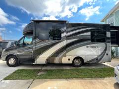 2017 Thor Motor Coach Synergy SP24, $ 89,900