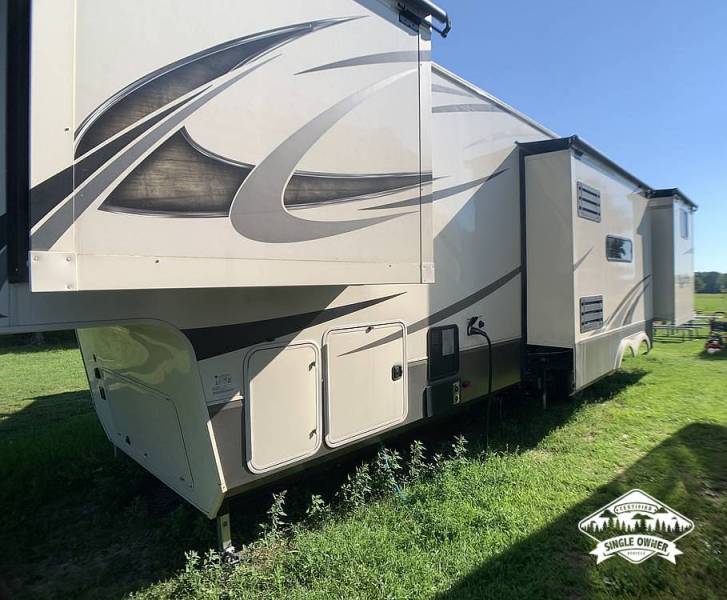 2019 Grand Design Solitude ST-3740BH, $ 50,000