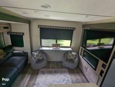 2021 Coachmen Freedom Express 323 BHDS, $ 30,000