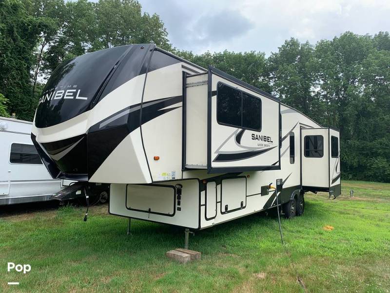 2021 Prime Time Sanibel 3702WB, $ 60,000