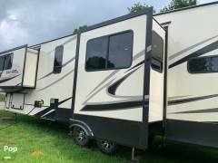 2021 Prime Time Sanibel 3702WB, $ 60,000