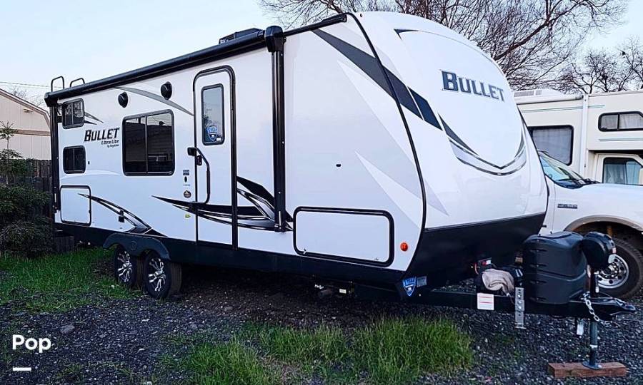 2021 Keystone Bullet 211BHSWE, $ 30,000