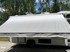 2010 Fleetwood Quest 24E, $ 55,000