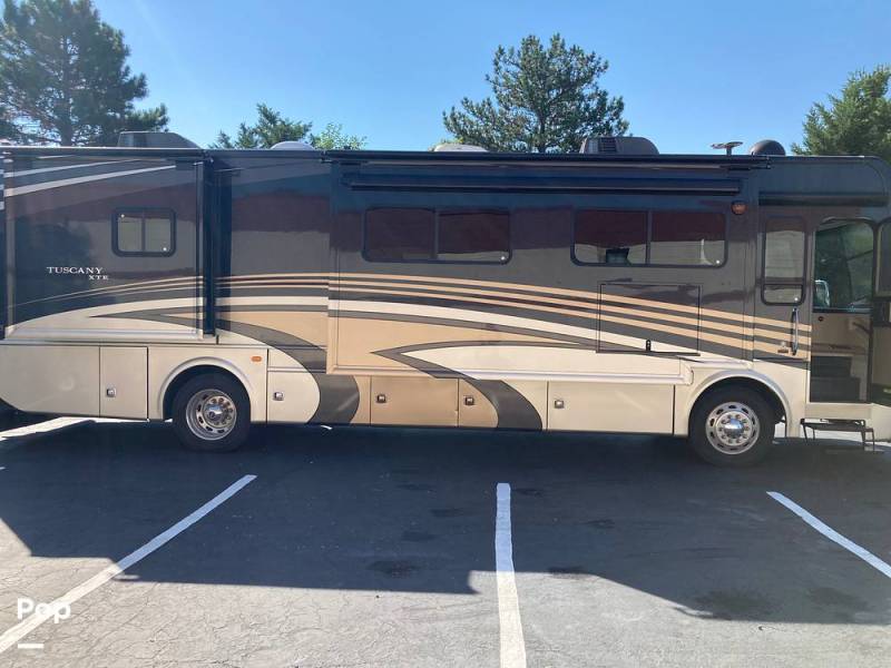 2013 Thor Motor Coach Tuscany XTE 36MQ, $ 84,950