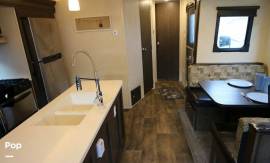 2018 Forest River Wildwood 27REI, $ 31,700