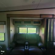 2020 Coachmen Chaparral 298RLS, $ 37,900