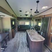 2020 Coachmen Chaparral 298RLS, $ 37,900
