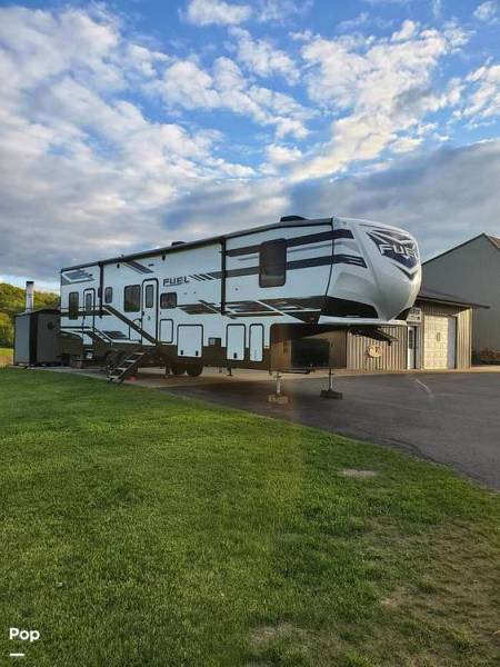 2020 Heartland Fuel 362 Toy Hauler, $ 72,700