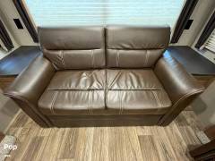 2018 Keystone Laredo 330RL, $ 27,800