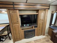 2018 Keystone Laredo 330RL, $ 27,800