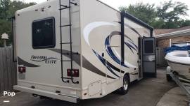 2018 Thor Motor Coach Freedom Elite 29FE, $ 69,900