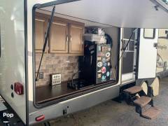 2018 Forest River Heritage Glen 312QBUD, $ 27,000