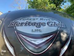 2018 Forest River Heritage Glen 312QBUD, $ 27,000