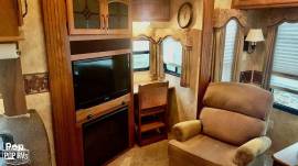 2011 Keystone Montana Hickory 3150RL, $ 28,400