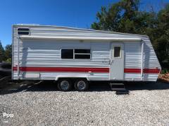 2002 Forest River Sandpiper T25 Toy Hauler, $ 12,000