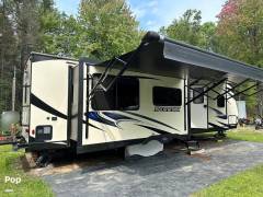 2018 Venture RV SportTrek 312VRK, $ 21,000
