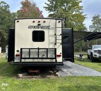 2018 Venture RV SportTrek 312VRK, $ 21,000