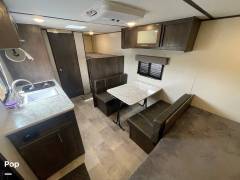 2022 Coleman Lantern LT 17B, $ 14,500