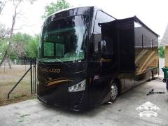 2018 Thor Motor Coach Palazzo 36.3, $ 121,500