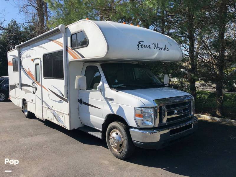 2012 Thor Motor Coach Four Winds 28Z, $ 41,999