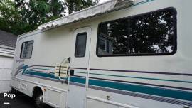 1996 Four Winds Hurricane M29D, $ 22,750