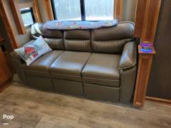 2017 Vanleigh RV Vilano 375FL, $ 53,000
