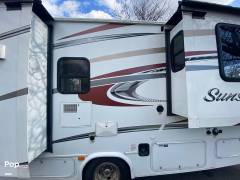 2016 Forest River Sunseeker 2860DS, $ 54,999