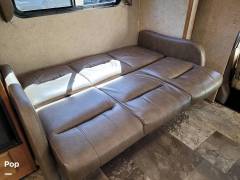 2018 Coachmen Leprechaun 260DS, $ 71,000