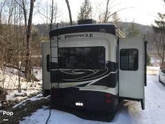 2013 Jayco Pinnacle 36REQS, $ 20,500