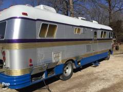 1971 Newell Coach 30, $ 25,250