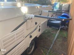 2014 Forest River Flagstaff 12SDTH, $ 16,250