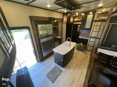 2017 Grand Design Momentum 399th, $ 74,000