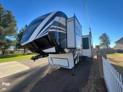 2017 Grand Design Momentum 399th, $ 74,000