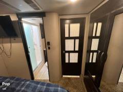 2017 Grand Design Momentum 399th, $ 74,000