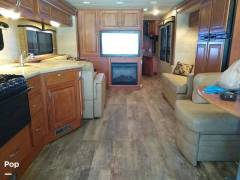 2011 Holiday Rambler Vacationer 36SBT, $ 95,600