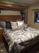 2011 Holiday Rambler Vacationer 36SBT, $ 95,600