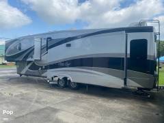 2015 Forest River Cedar Creek 38CK, $ 26,000