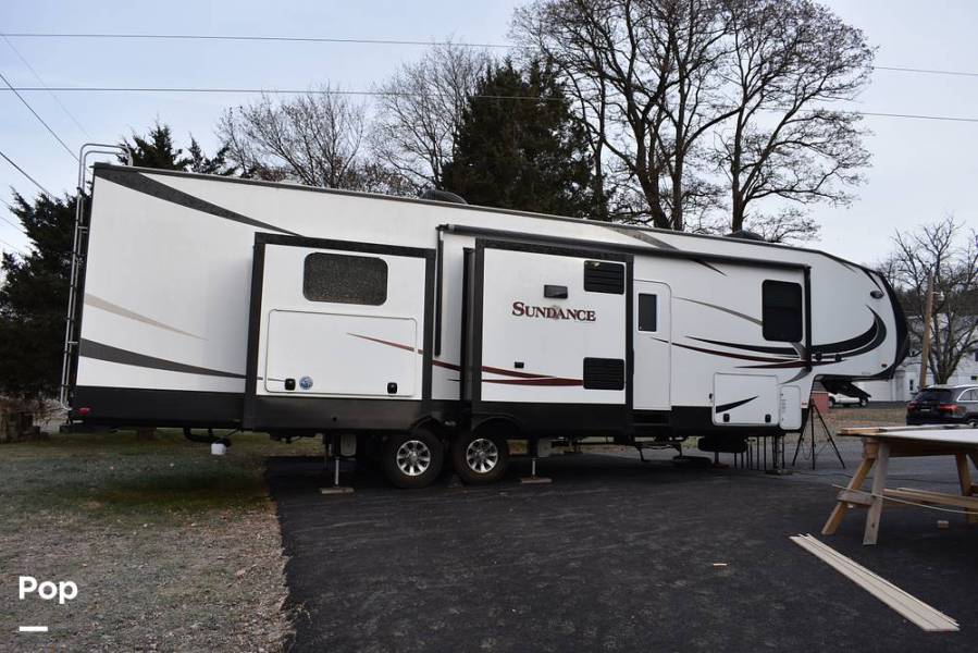 2017 Heartland Sundance 3700RLB, $ 24,500