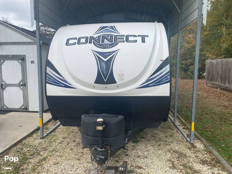 2018 KZ Connect 312BHK, $ 23,000
