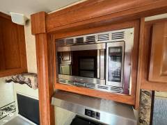 2008 Forest River Forester 2861DS, $ 45,999