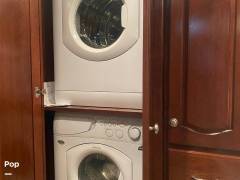 2008 Monaco Signature Series 45' Cambridge IV, $ 155,000