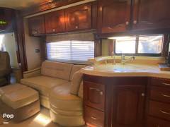 2008 Monaco Signature Series 45' Cambridge IV, $ 155,000