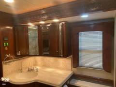 2008 Monaco Signature Series 45' Cambridge IV, $ 155,000