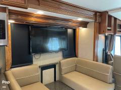 2018 Holiday Rambler Navigator XE 35E, $ 155,000