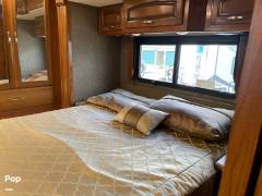 2018 Holiday Rambler Navigator XE 35E, $ 155,000
