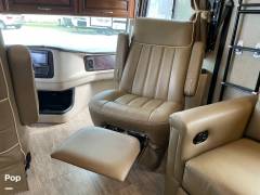 2018 Holiday Rambler Navigator XE 35E, $ 155,000