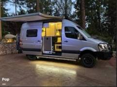 2019 Winnebago Revel 44E 4X4, $ 130,000